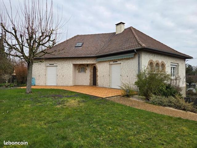 Propriété 6 pièces 103 m²