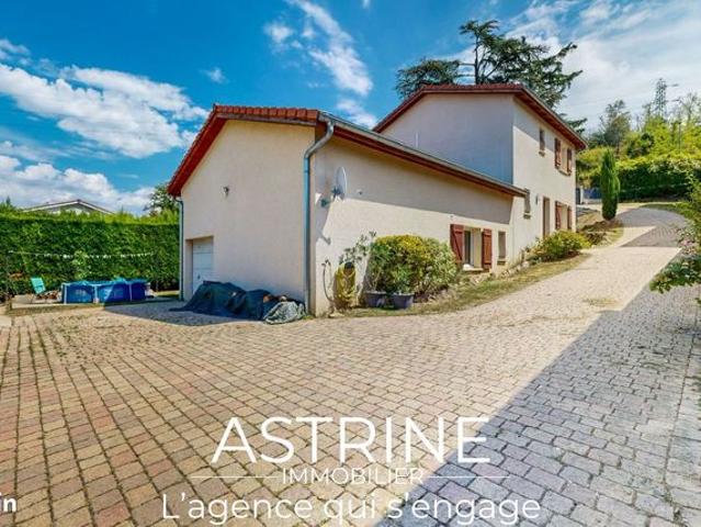 Propriété 6 pièces 114 m²