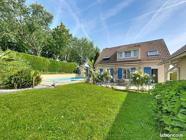 Propriété 6 pièces 114 m²