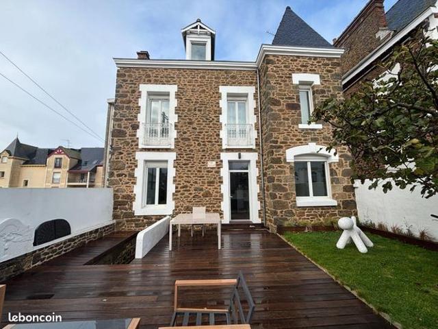 Propriété 6 pièces 115 m²