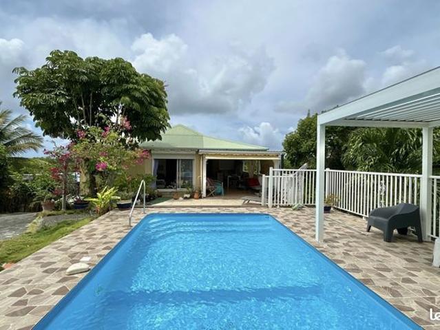 Propriété 6 pièces 116 m²