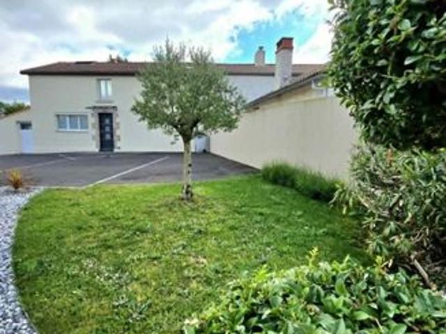 Propriété 6 pièces 117 m²