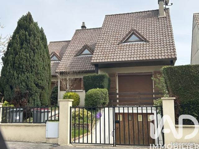 Propriété 6 pièces 117 m²