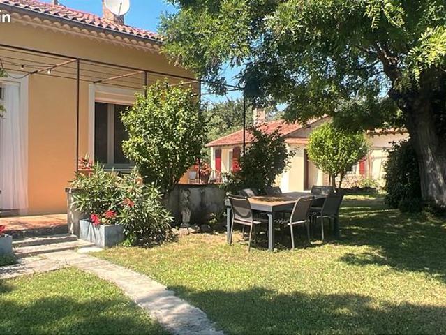 Propriété 6 pièces 118 m²