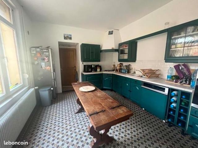 Propriété 6 pièces 119 m²