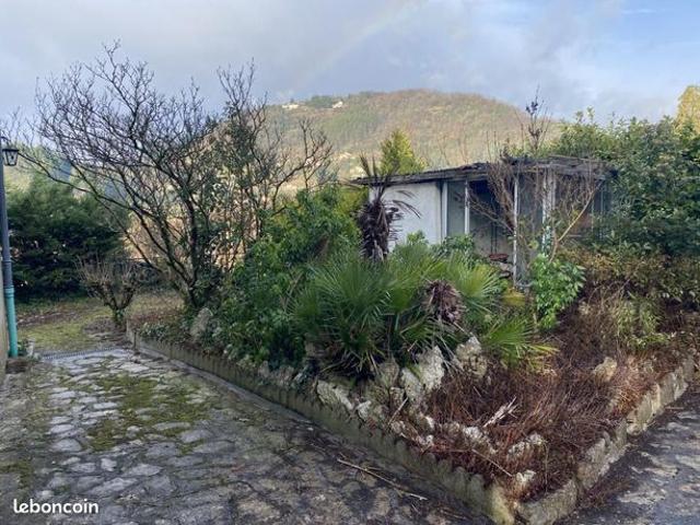 Propriété 6 pièces 110 m²