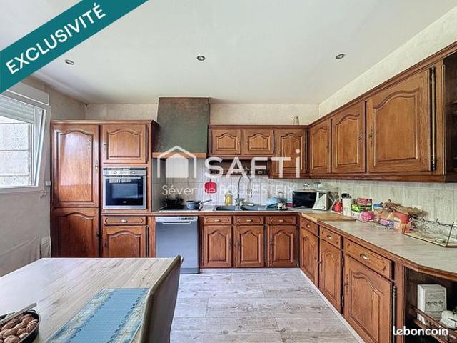 Propriété 6 pièces 110 m²