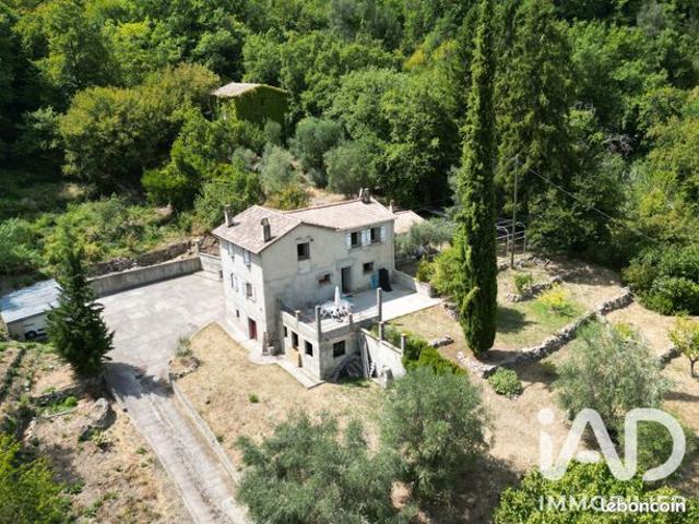 Propriété 6 pièces 110 m²