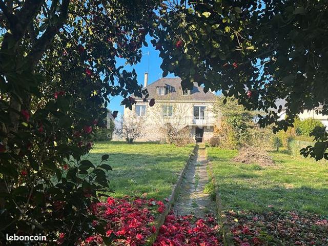 Propriété 6 pièces 110 m²
