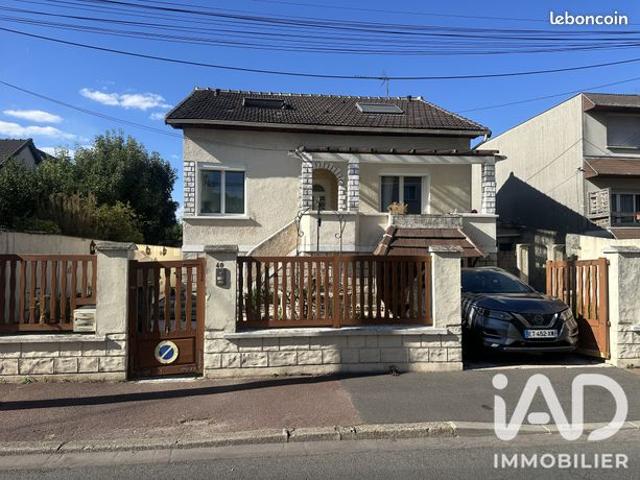 Propriété 6 pièces 110 m²
