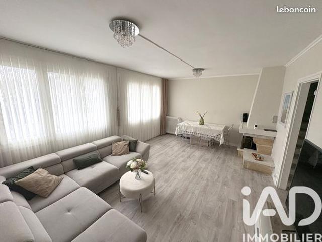 Propriété 6 pièces 110 m²