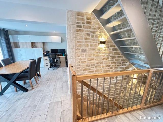 Propriété 6 pièces 111 m²