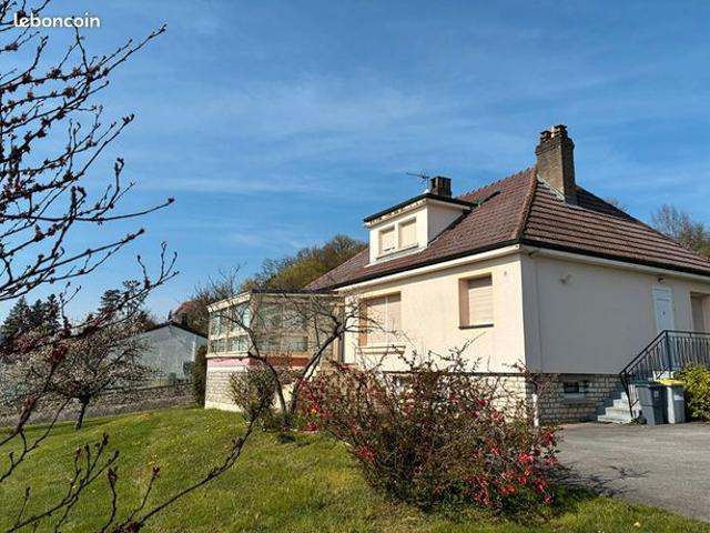 Propriété 6 pièces 111 m²
