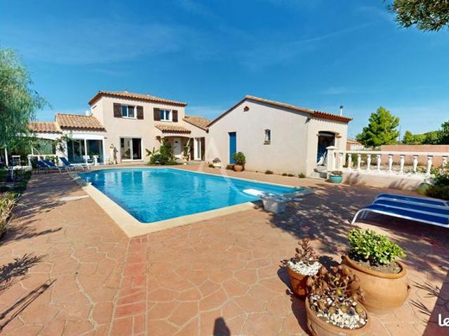 Propriété 6 pièces 124 m²