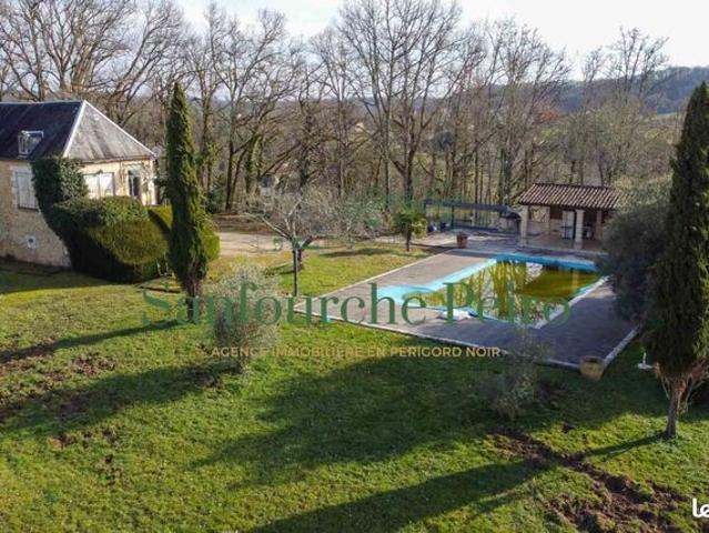 Propriété 6 pièces 124 m²