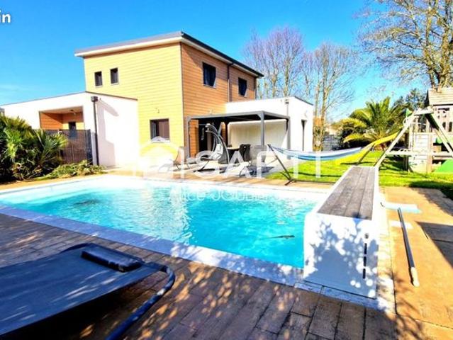 Propriété 6 pièces 125 m²