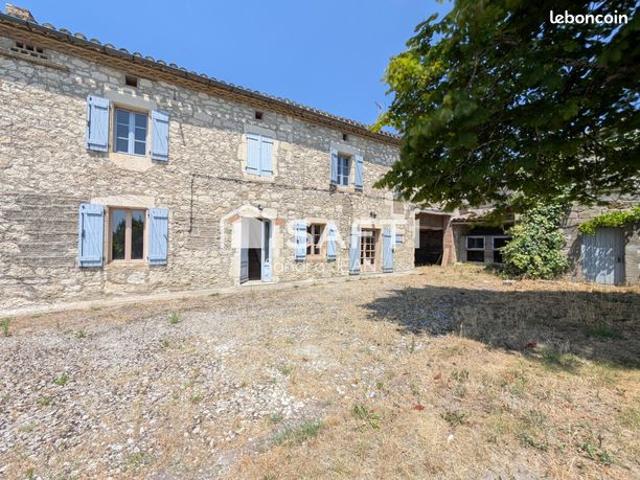 Propriété 6 pièces 125 m²
