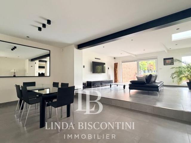 Propriété 6 pièces 125 m²