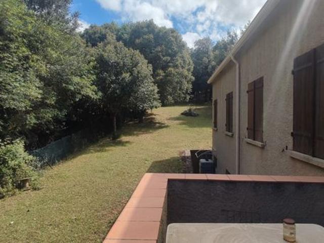 Propriété 6 pièces 126 m²