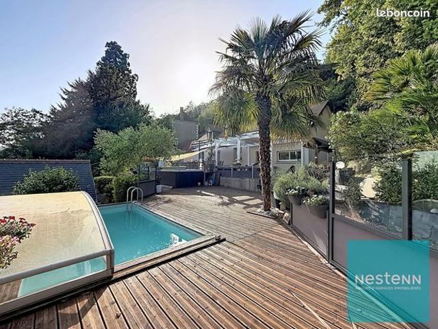 Propriété 6 pièces 127 m²