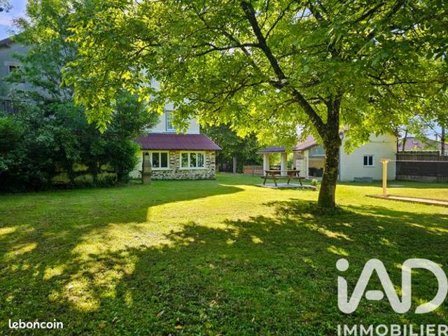 Propriété 6 pièces 128 m²