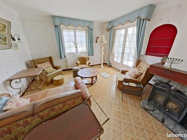 Propriété 6 pièces 128 m²