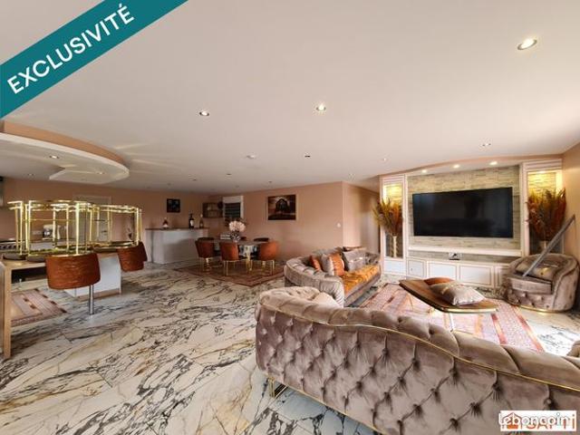 Propriété 6 pièces 128 m²