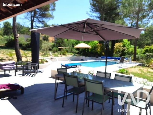 Propriété 6 pièces 129 m²