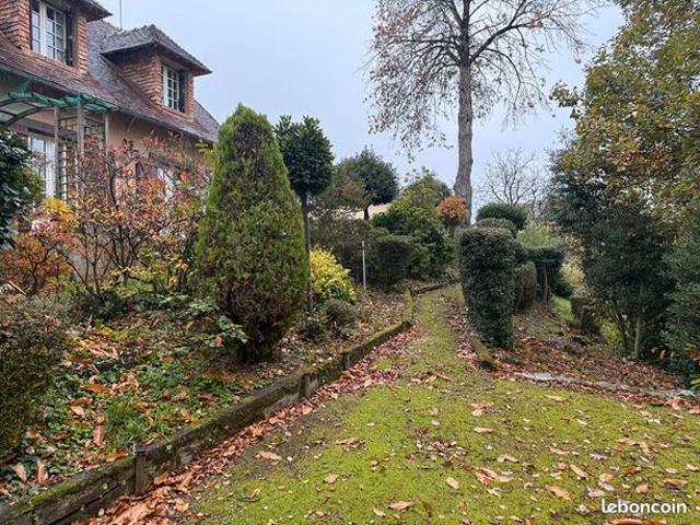 Propriété 6 pièces 129 m²