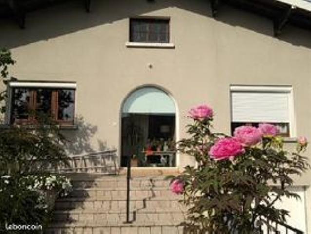 Propriété 6 pièces 120 m²