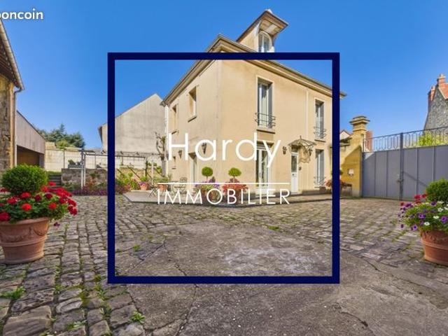 Propriété 6 pièces 120 m²