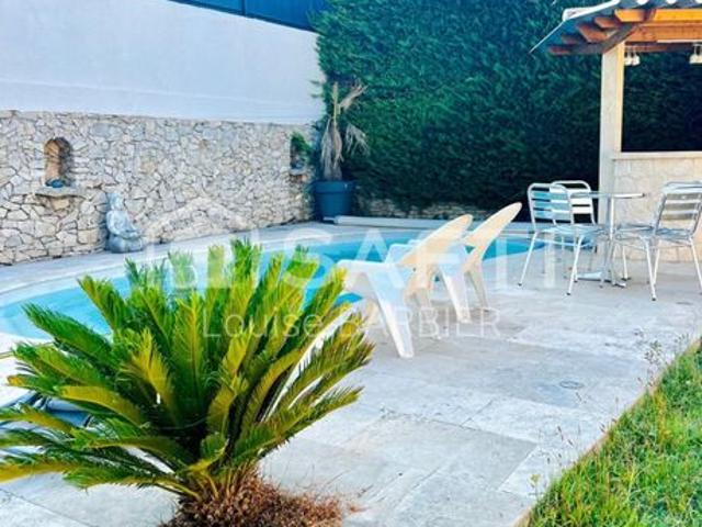 Propriété 6 pièces 120 m²