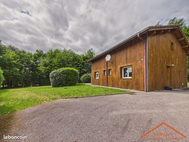 Propriété 6 pièces 120 m²