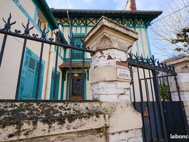 Propriété 6 pièces 120 m²