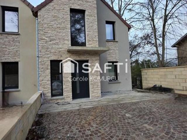 Propriété 6 pièces 120 m²