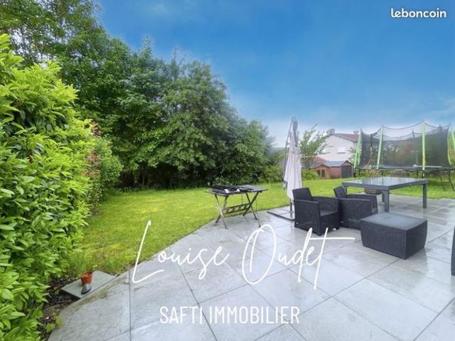 Propriété 6 pièces 120 m²