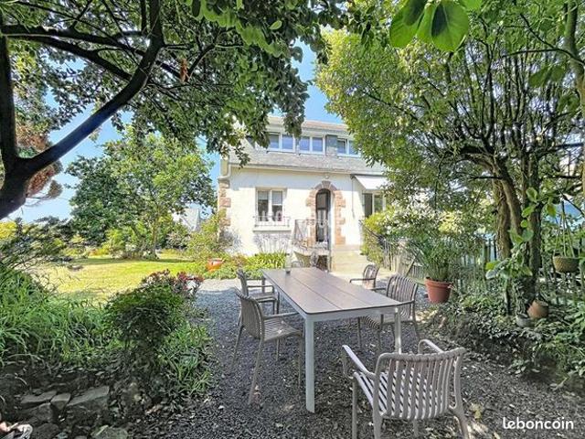 Propriété 6 pièces 120 m²