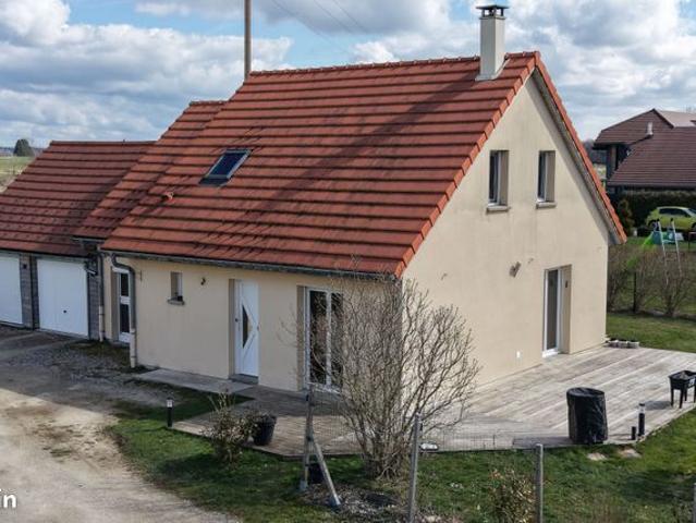 Propriété 6 pièces 120 m²
