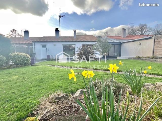 Propriété 6 pièces 121 m²