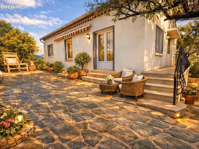 Propriété 6 pièces 122 m²