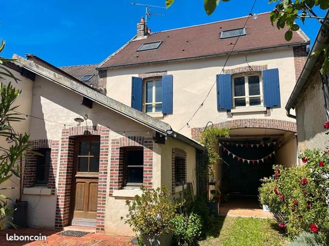 Propriété 6 pièces 123 m²