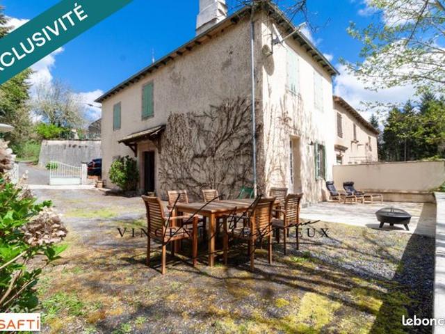 Propriété 6 pièces 134 m²