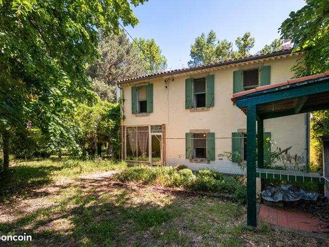 Propriété 6 pièces 134 m²