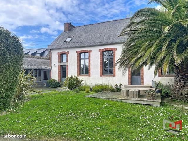 Propriété 6 pièces 134 m²