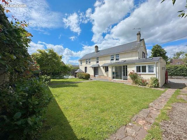 Propriété 6 pièces 134 m²