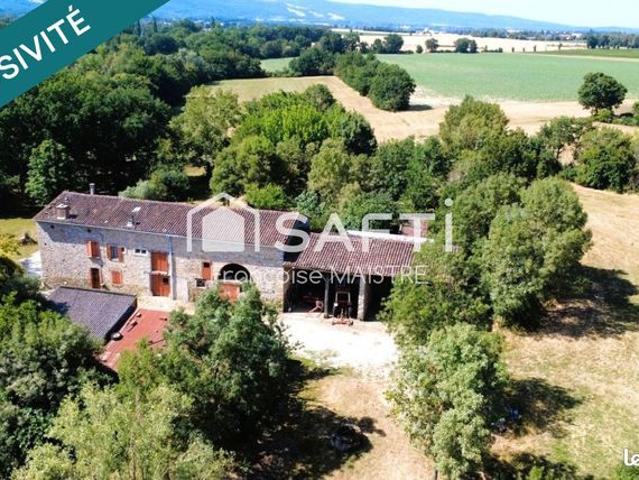 Propriété 6 pièces 135 m²