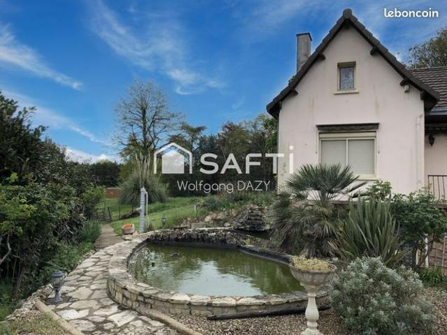 Propriété 6 pièces 135 m²