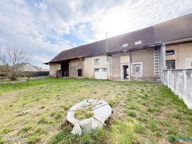 Propriété 6 pièces 135 m²