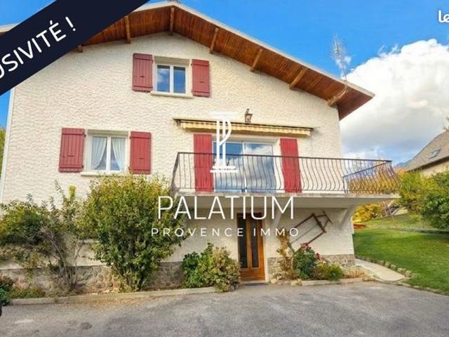 Propriété 6 pièces 135 m²
