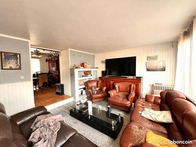 Propriété 6 pièces 135 m²